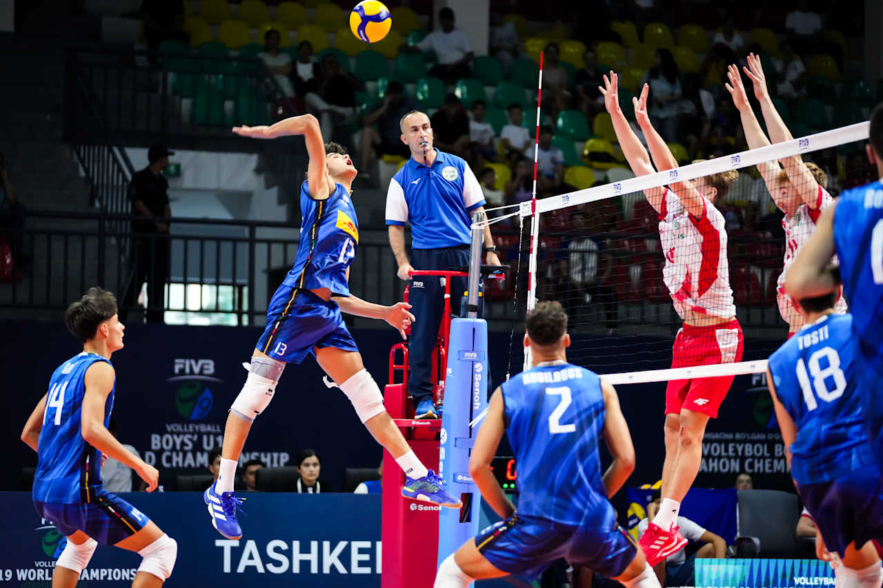 Manuel Hristov Zlatanov's 24 points wasn't enough as Italy lost in 5 sets